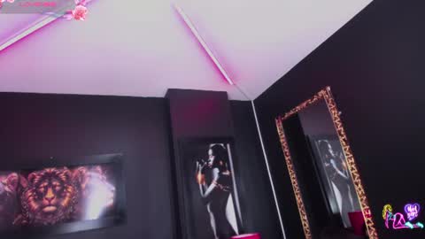 Snapshot of nyxx_moon chatting on 22, 6, 2026 Nyx Moon Schedule 1500 - 2200 online show from 22, 6, 2026