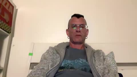 Jonathan Deep online show from 5, 4, 2026