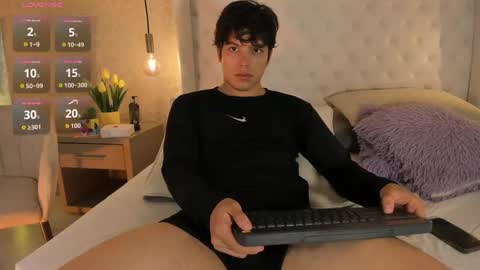Snapshot of obsidian_soul chatting on 27, 5, 2026 OBSIDIAN online show from 27, 5, 2026
