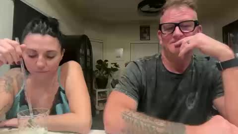 SimplyUs online show from 18, 10, 2025