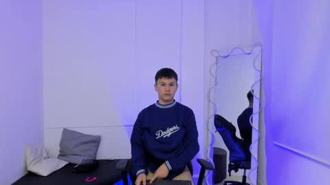 ocean_tay online show from 9, 3, 2025