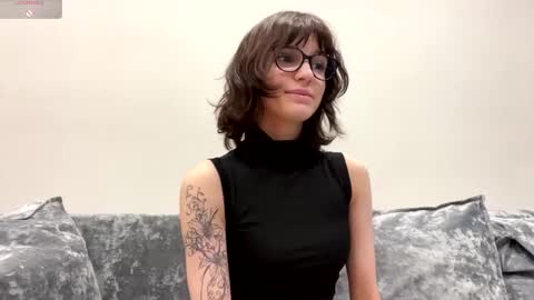 Thea online show from 2, 2, 2026