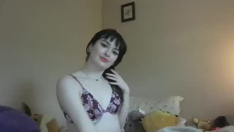 Snapshot of odetteraine chatting on 4, 2, 2026 Odette online show from 4, 2, 2026