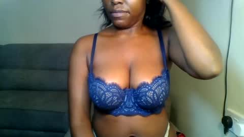 Snapshot of odrienna chatting on 23, 6, 2026 odrie online show from 23, 6, 2026