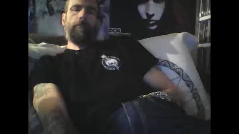 Snapshot of oedipe666 chatting on 20, 4, 2026 oedipe666cam online show from 20, 4, 2026