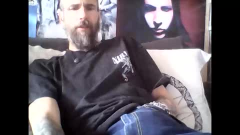 Snapshot of oedipe666 chatting on 7, 5, 2026 oedipe666cam online show from 7, 5, 2026