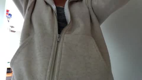 Snapshot of ofbeautifuldisasterrrr chatting on 22, 10, 2025 onlyfansbeautifuldisasterrrr online show from 22, 10, 2025