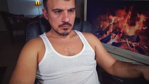 Snapshot of officeman7 chatting on 4, 2, 2025 officeman7 online show from 4, 2, 2025