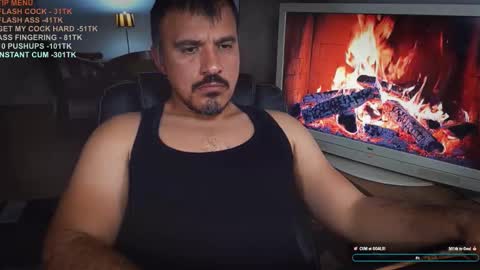 Snapshot of officeman7 chatting on 12, 11, 2025 officeman7 online show from 12, 11, 2025