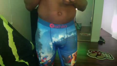 Snapshot of officialmoneyxxx chatting on 10, 12, 2024 Money online show from 10, 12, 2024