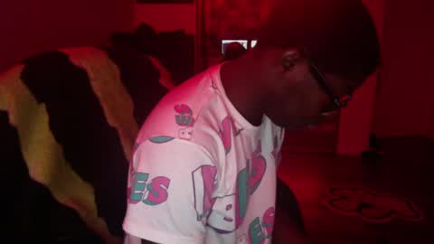 Snapshot of officialmoneyxxx chatting on 11, 12, 2024 Money online show from 11, 12, 2024