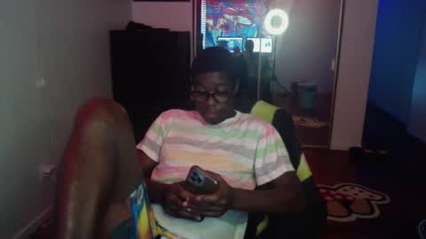 Snapshot of officialmoneyxxx chatting on 13, 12, 2024 Money online show from 13, 12, 2024