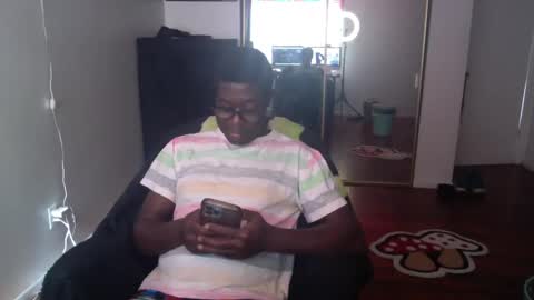 Snapshot of officialmoneyxxx chatting on 13, 12, 2024 Money online show from 13, 12, 2024