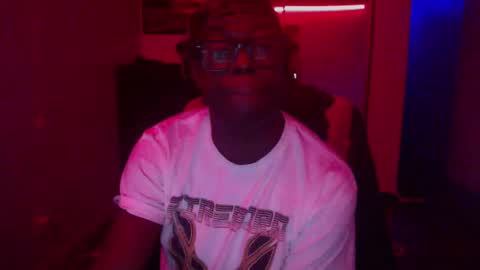 Snapshot of officialmoneyxxx chatting on 20, 12, 2024 Money online show from 20, 12, 2024