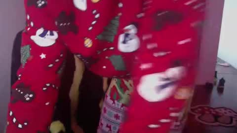 Snapshot of officialmoneyxxx chatting on 25, 12, 2024 Money online show from 25, 12, 2024