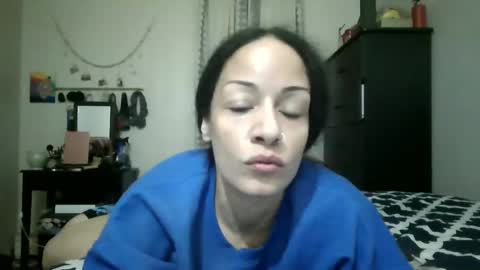 Lit en Cama online show from 28, 12, 2024