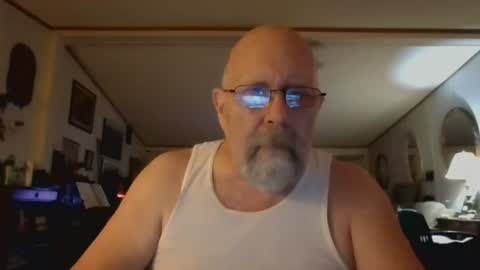 Maximus No Mo online show from 19, 12, 2025