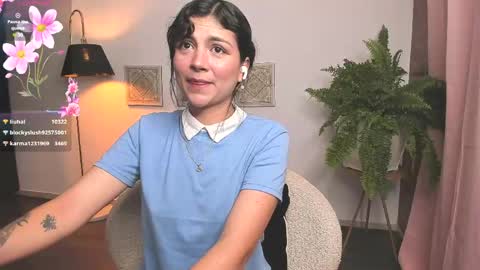 Snapshot of oh__holly chatting on 21, 4, 2026 Holly online show from 21, 4, 2026
