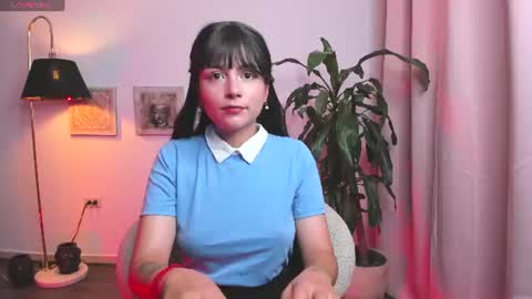 Snapshot of oh__holly chatting on 27, 7, 2026 Holly online show from 27, 7, 2026