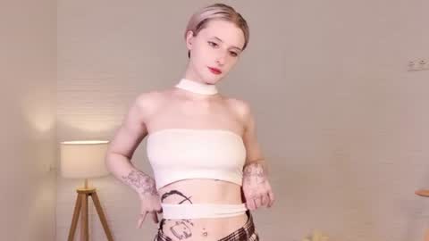 Snapshot of oh__lily chatting on 16, 7, 2026 Lily online show from 16, 7, 2026