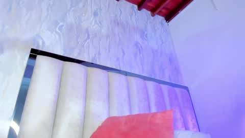 Holly online show from 21, 1, 2025