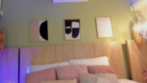 Snapshot of oh_hollyy chatting on 13, 4, 2026 Holly online show from 13, 4, 2026