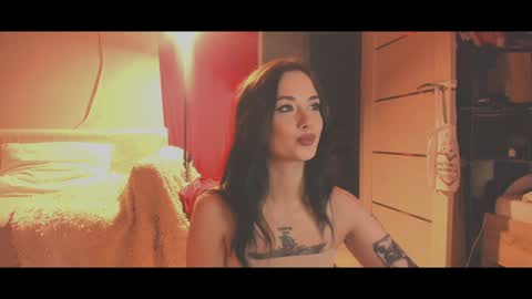 your dear Lilith Chapman online show from 21, 12, 2024