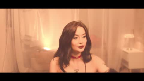 your dear Lilith Chapman online show from 14, 2, 2025