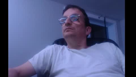 Snapshot of ohbitt chatting on 2, 1, 2025 ohbitt online show from 2, 1, 2025