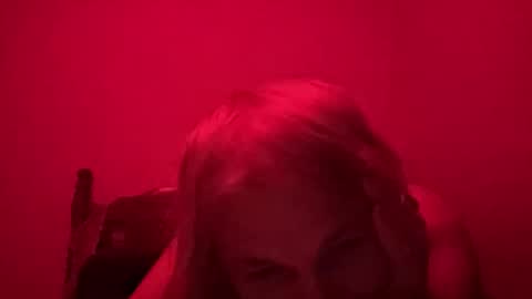 Snapshot of ohellesbells chatting on 23, 5, 2026 ohellesbells online show from 23, 5, 2026