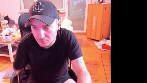 Snapshot of ohihoe92 chatting on 9, 2, 2026 Chris online show from 9, 2, 2026