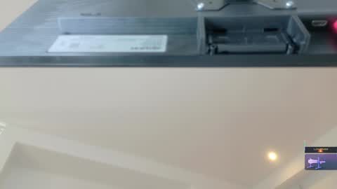 Lyz  online show from 23, 3, 2026