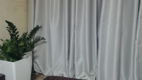 Mari online show from 1, 3, 2025