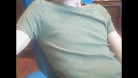 Snapshot of ojosverdess30 chatting on 25, 4, 2026 ojosverdess30 online show from 25, 4, 2026