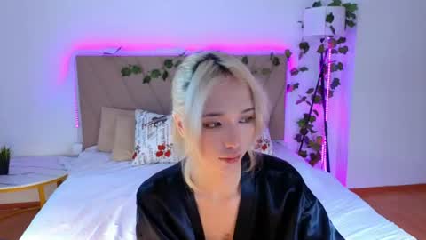 Snapshot of okerriella chatting on 12, 6, 2026 Ami online show from 12, 6, 2026