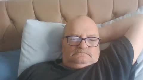 Snapshot of old_fkr chatting on 11, 12, 2024 old_fkr online show from 11, 12, 2024