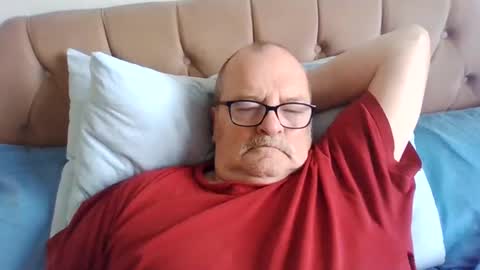 Snapshot of old_fkr chatting on 4, 1, 2025 old_fkr online show from 4, 1, 2025