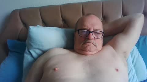 Snapshot of old_fkr chatting on 18, 2, 2025 old_fkr online show from 18, 2, 2025