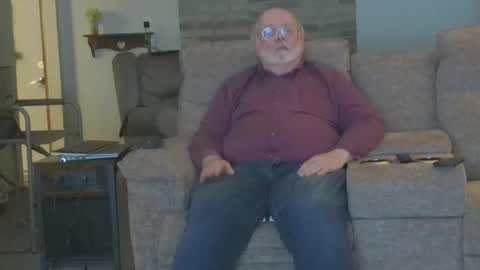 Snapshot of old_guy111 chatting on 19, 2, 2026 old_guy111 online show from 19, 2, 2026