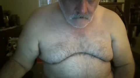 Snapshot of oldcockforyngladies chatting on 6, 2, 2025 oldcockforyngladies online show from 6, 2, 2025