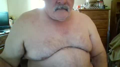 Snapshot of oldcockforyngladies chatting on 19, 1, 2026 oldcockforyngladies online show from 19, 1, 2026