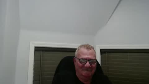 Snapshot of oldguybigd chatting on 16, 4, 2026 oldguybigd online show from 16, 4, 2026