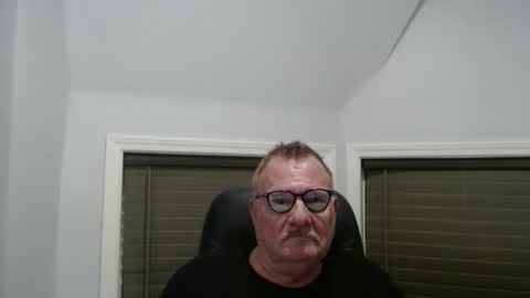 Snapshot of oldguybigd chatting on 25, 4, 2026 oldguybigd online show from 25, 4, 2026