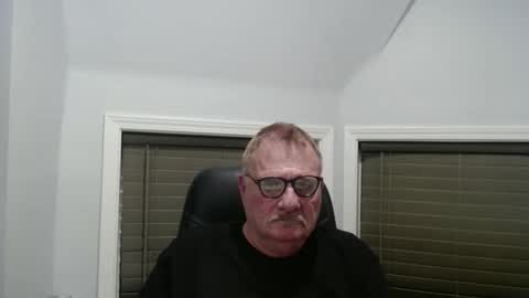 Snapshot of oldguybigd chatting on 26, 4, 2026 oldguybigd online show from 26, 4, 2026