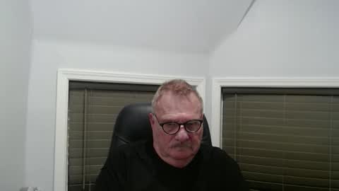 Snapshot of oldguybigd chatting on 27, 4, 2026 oldguybigd online show from 27, 4, 2026
