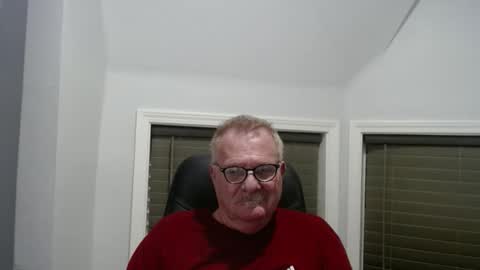 Snapshot of oldguybigd chatting on 13, 5, 2026 oldguybigd online show from 13, 5, 2026
