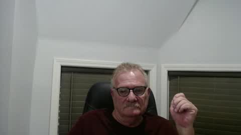 Snapshot of oldguybigd chatting on 18, 5, 2026 oldguybigd online show from 18, 5, 2026