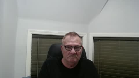 Snapshot of oldguybigd chatting on 28, 5, 2026 oldguybigd online show from 28, 5, 2026