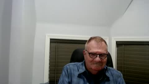 Snapshot of oldguybigd chatting on 30, 5, 2026 oldguybigd online show from 30, 5, 2026