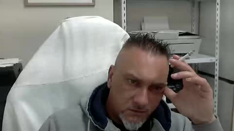 Snapshot of olimpio1230 chatting on 18, 5, 2026 olimpio1230 online show from 18, 5, 2026